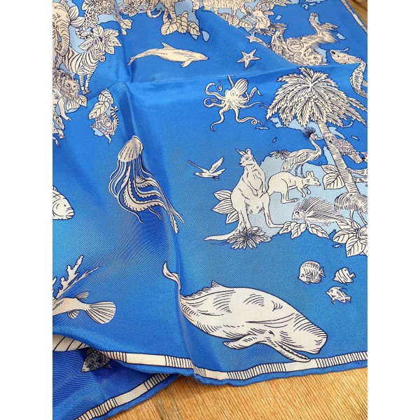 Inoui Editions šilko skara ATLAS BLUE